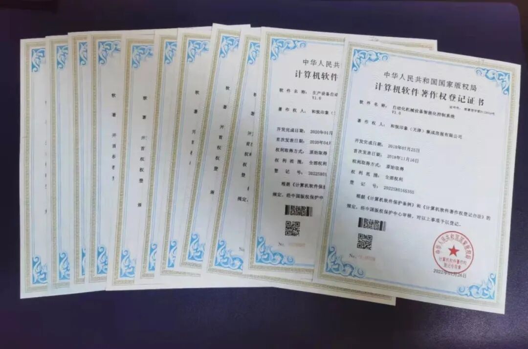 27484915.jpg 123.jpg